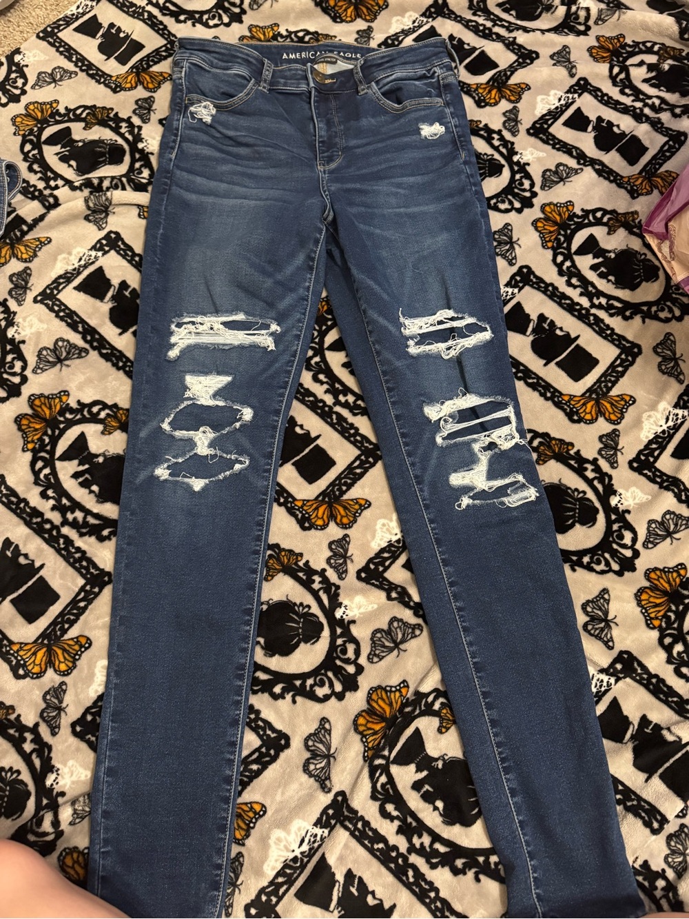American Eagle Outfitters Medium Blue Ripped Skinny Jeans for Women